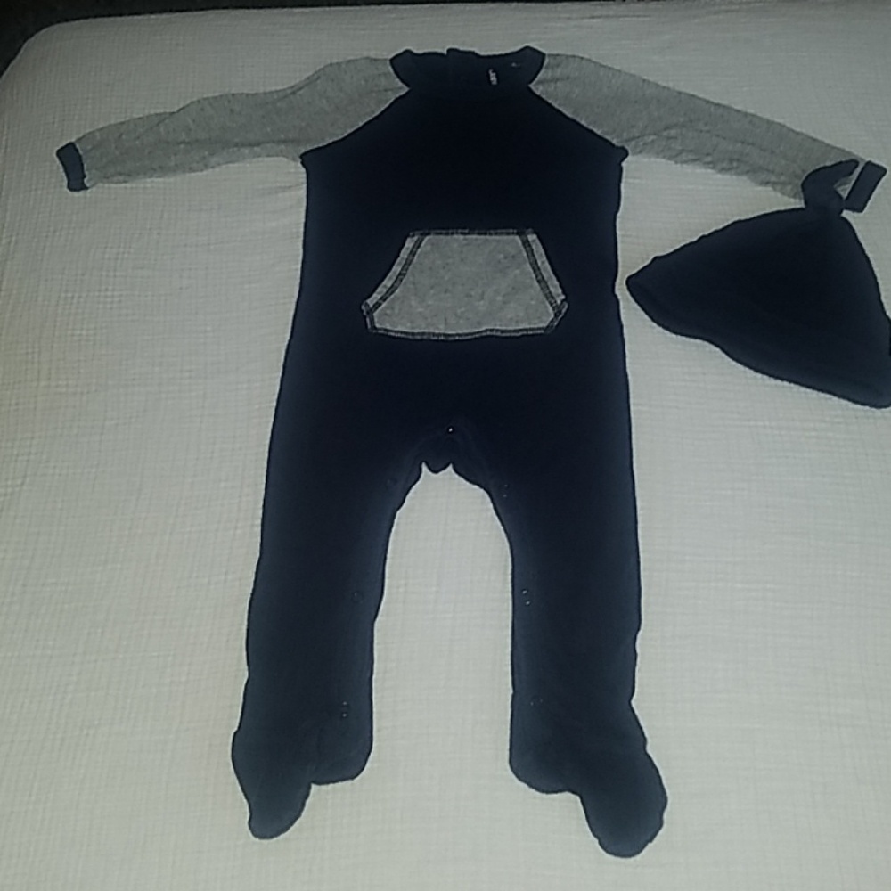 Burt's bees baby 6-9 months navy blue& grey outfit